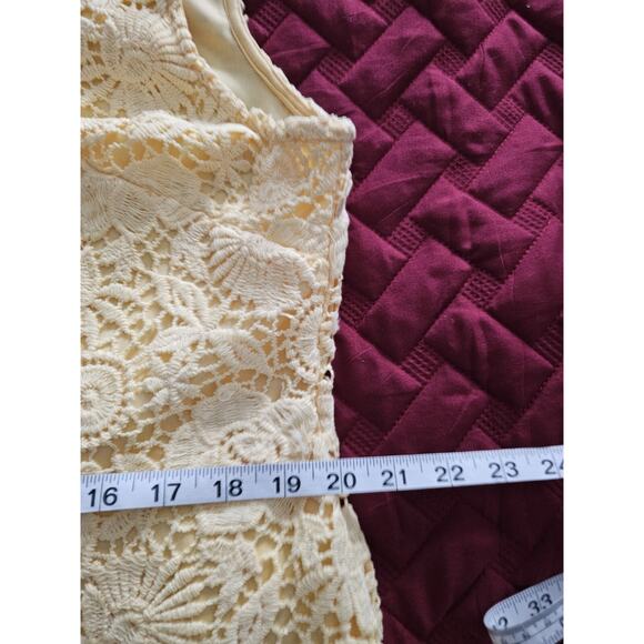 Liz Claiborne Yellow Eyelet Sheath Dress Size 18 Sleeveless Wedding Guest - Picture 8 of 10